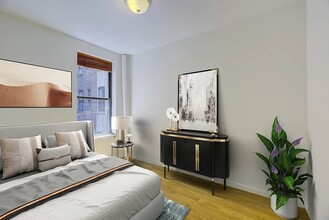 141 W 10th St in New York, NY - Building Photo - Building Photo
