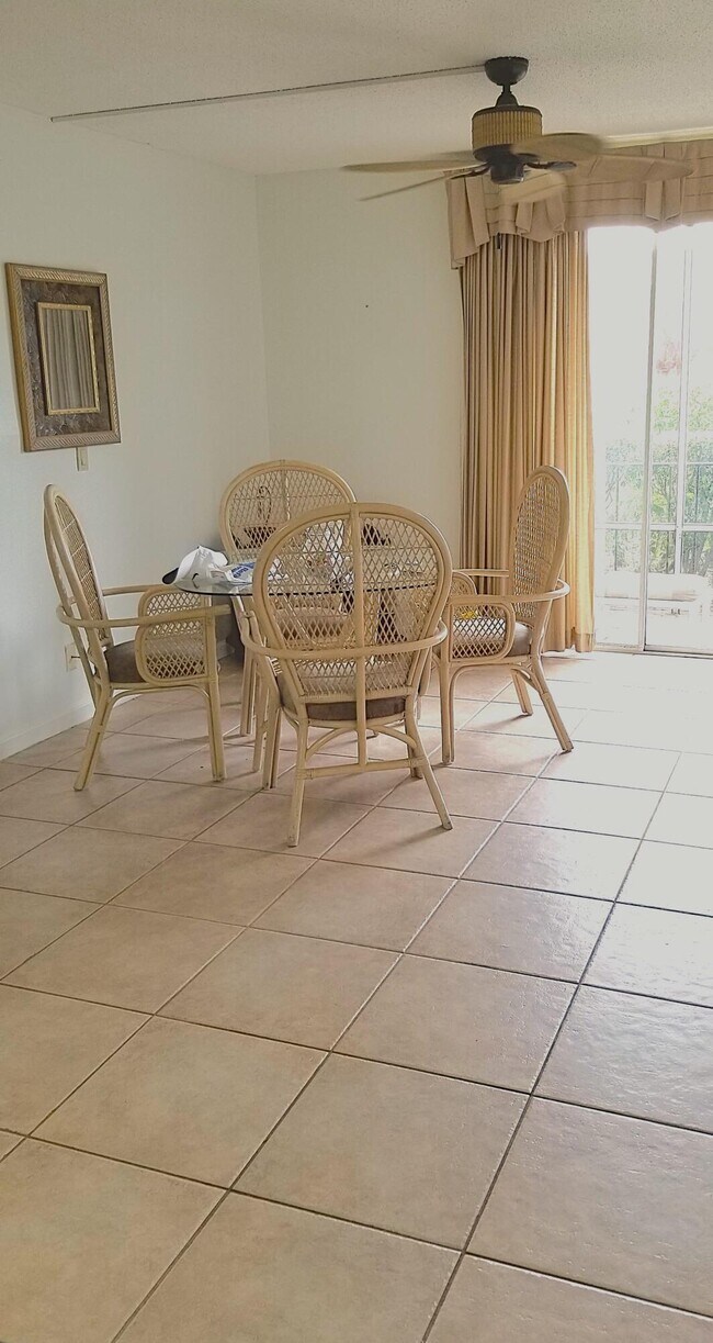 22795 SW 66th Ave in Boca Raton, FL - Building Photo - Building Photo