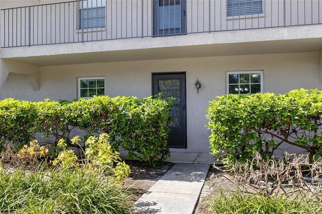 8765 Bardmoor Blvd in Seminole, FL - Building Photo - Building Photo