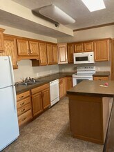 2414 W 10th St, Unit 800 ft2 Private Deck in Sioux Falls, SD - Building Photo - Building Photo