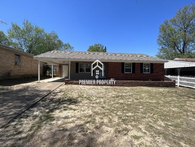 property at 3085 Capri St