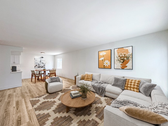 4461 Farquhar Ave in Los Alamitos, CA - Building Photo - Building Photo