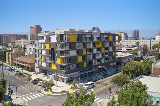 The Linden in Long Beach, CA - Building Photo - Building Photo