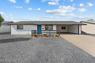 3808 W Las Palmaritas Dr in Phoenix, AZ - Building Photo