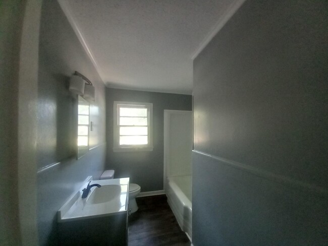 19 McCool Cir in Pine Bluff, AR - Foto de edificio - Building Photo