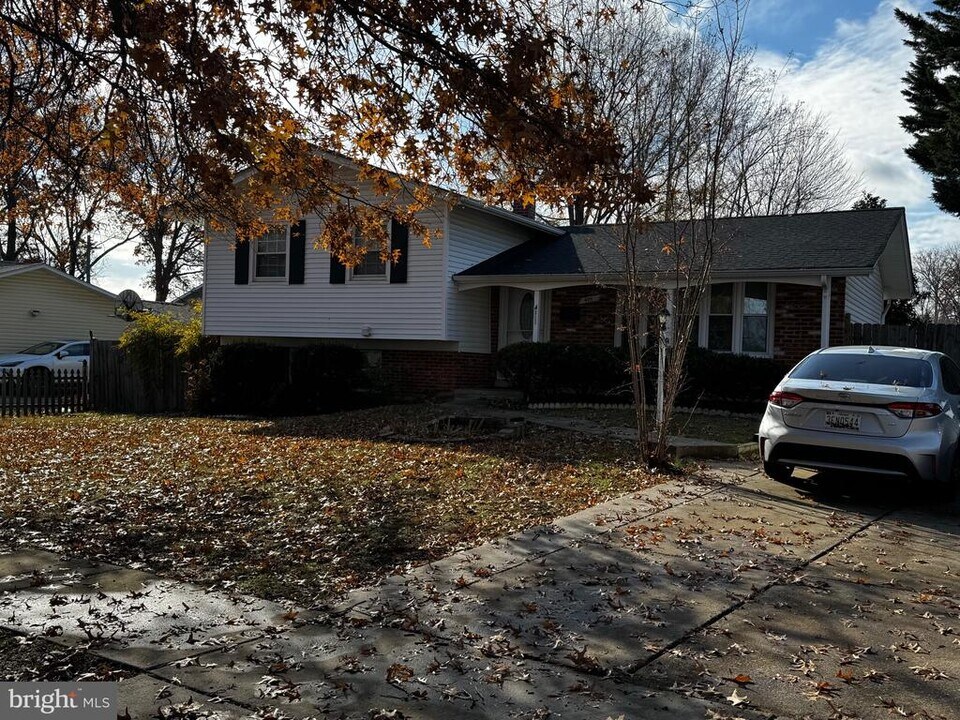 4111 Landgreen St in Rockville, MD - Building Photo