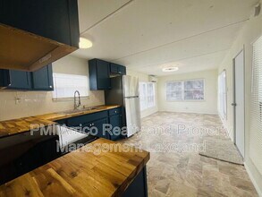 550 Woodpecker Pike in Winter Haven, FL - Building Photo - Building Photo