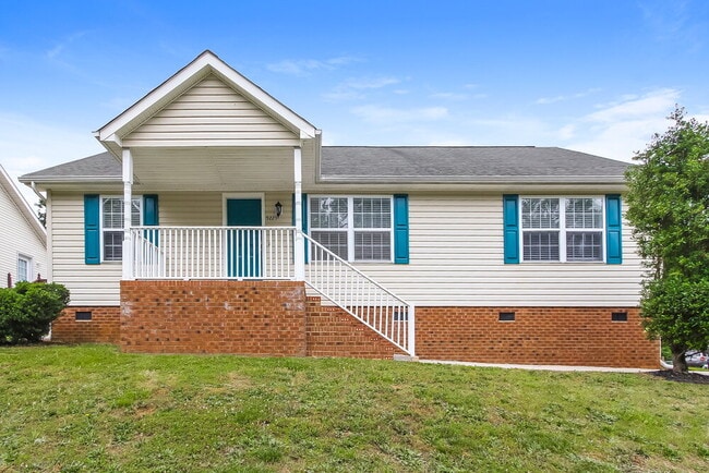 property at 5225 Milhaven Ln