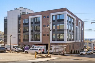 4525 Bergenwood Ave in North Bergen, NJ - Building Photo