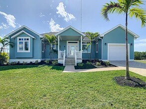 631 Tahiti Ct in Punta Gorda, FL - Building Photo - Building Photo