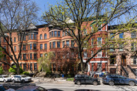 107 Berkeley Pl in Brooklyn, NY - Foto de edificio - Building Photo