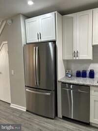 2549 Shields St photo'