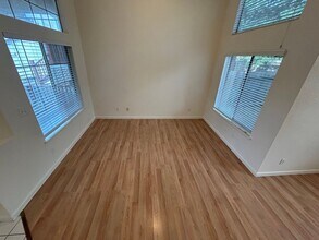 9491 Little Rapids Way in Elk Grove, CA - Building Photo - Building Photo