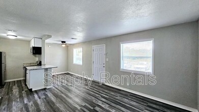 403 Main St in Mount Vernon, TX - Building Photo - Building Photo