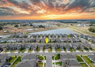 37820 Beacon Brick Dr in Zephyrhills, FL - Building Photo - Building Photo