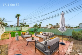 1711 S 6th St in Las Vegas, NV - Building Photo - Building Photo