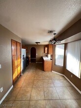 2633 Island Brook Dr in Las Vegas, NV - Building Photo - Building Photo