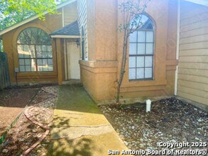 4130 Hunters Sun Dr in San Antonio, TX - Building Photo - Building Photo