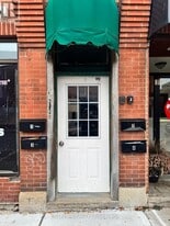 6 Russell St E in Smiths Falls, ON - Building Photo