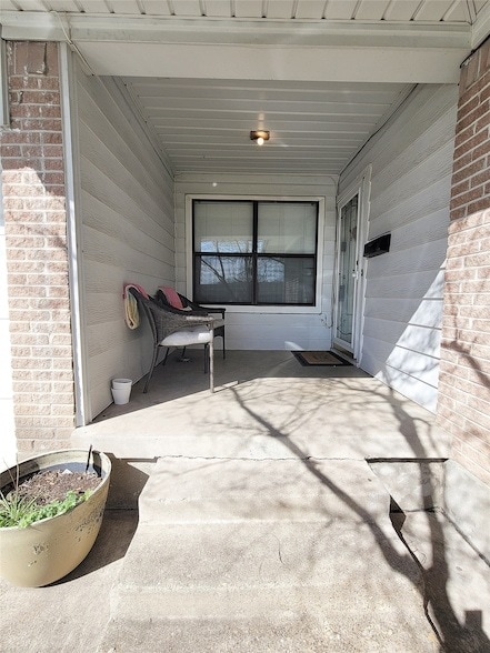 738 Hawthorne Ln in Grand Prairie, TX - Building Photo - Building Photo