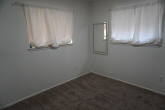 223 Michelle Dr in Converse, TX - Building Photo - Building Photo