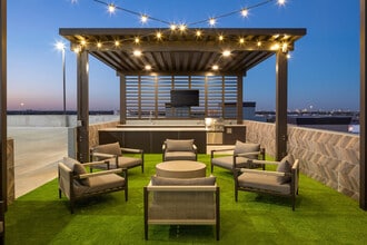 Bellrock Sawyer Yards in Houston, TX - Foto de edificio - Building Photo