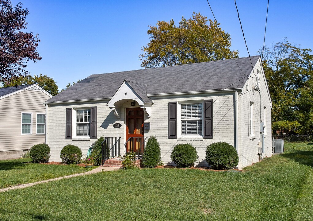 5319 Bloomingdale Ave in Richmond, VA - Building Photo