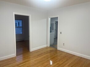 324 Park St in Stoughton, MA - Building Photo - Building Photo