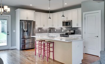 3813 Dr Walter S Davis Blvd in Nashville, TN - Foto de edificio - Building Photo