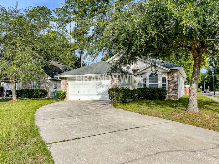 2998 Bessent Rd in Jacksonville, FL - Building Photo
