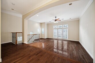 9007 Harbor Hills Dr in Houston, TX - Building Photo - Building Photo