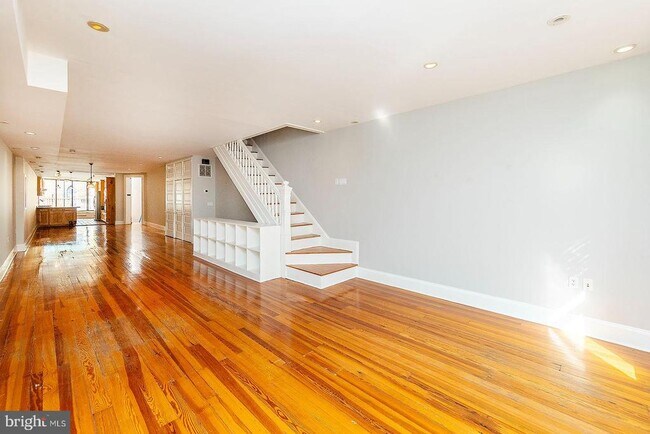 7 N Loudoun St in Winchester, VA - Building Photo - Building Photo