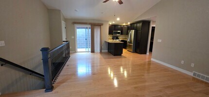 414 Appletree Ct in Cheyenne, WY - Foto de edificio - Building Photo