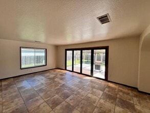 1806 Candlelight Dr in Leander, TX - Building Photo - Building Photo