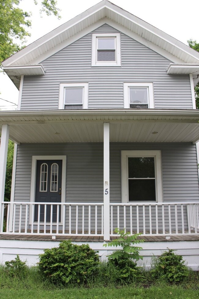 5 New St E in Glassboro, NJ - Building Photo - Building Photo