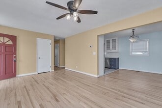 2484 Jasper Ct in Norfolk, VA - Building Photo - Building Photo