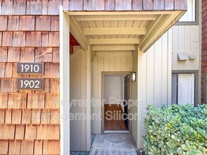 1902 La Terrace Cir in San Jose, CA - Building Photo - Building Photo