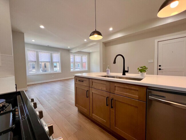3236 W Cortez St in Chicago, IL - Building Photo - Building Photo