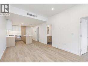 600 Rochester Ave in Coquitlam, BC - Building Photo - Building Photo
