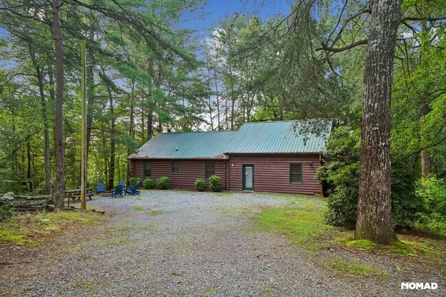 property at 285 Bench Leg Rd