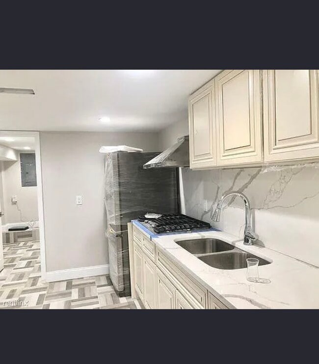 property at 1931 Storm Dr