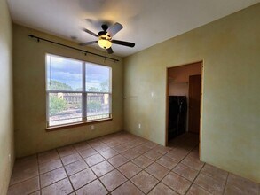 2 Isidro Rd in Santa Fe, NM - Building Photo - Building Photo