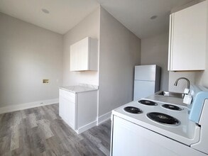 1705 Austin Ave, Unit A in Brownwood, TX - Building Photo - Building Photo