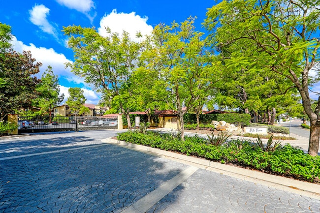 property at 25601 Indian Hill Ln