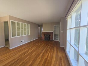 5228 N Allen Pl in Spokane, WA - Building Photo - Building Photo