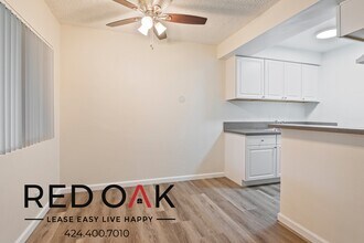 1321 S Greenwood Ave in Montebello, CA - Foto de edificio - Building Photo