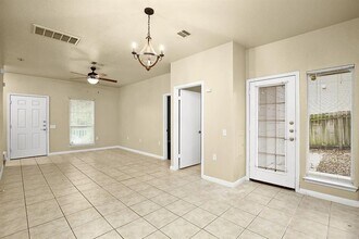 1812 Maple Ave in Austin, TX - Building Photo - Building Photo