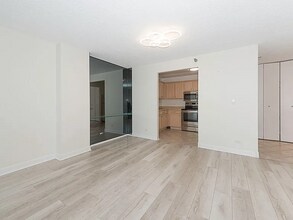 70 W Huron St in Chicago, IL - Building Photo - Building Photo