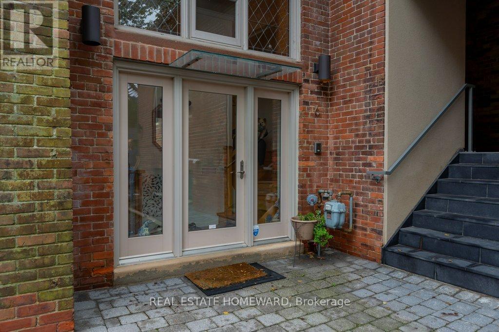 21 Swanwick Ave in Toronto, ON - Building Photo