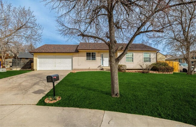 16397 E Wyoming Dr in Aurora, CO - Building Photo - Building Photo